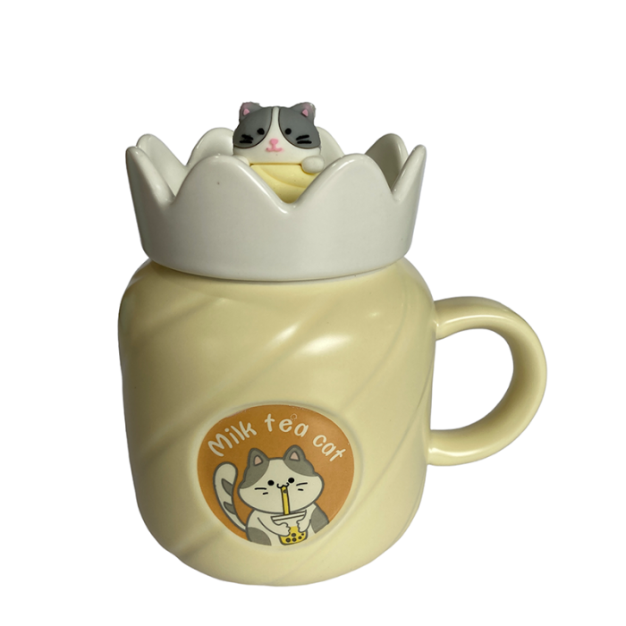 Caneca Amarela Tampa + mexedor Gatinho